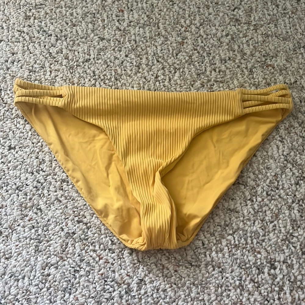 Yellow ribbed bikini bottom